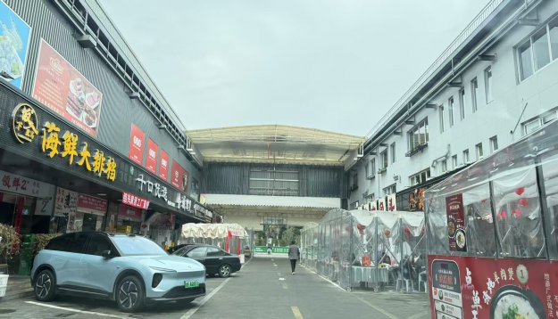 電動(dòng)雨棚